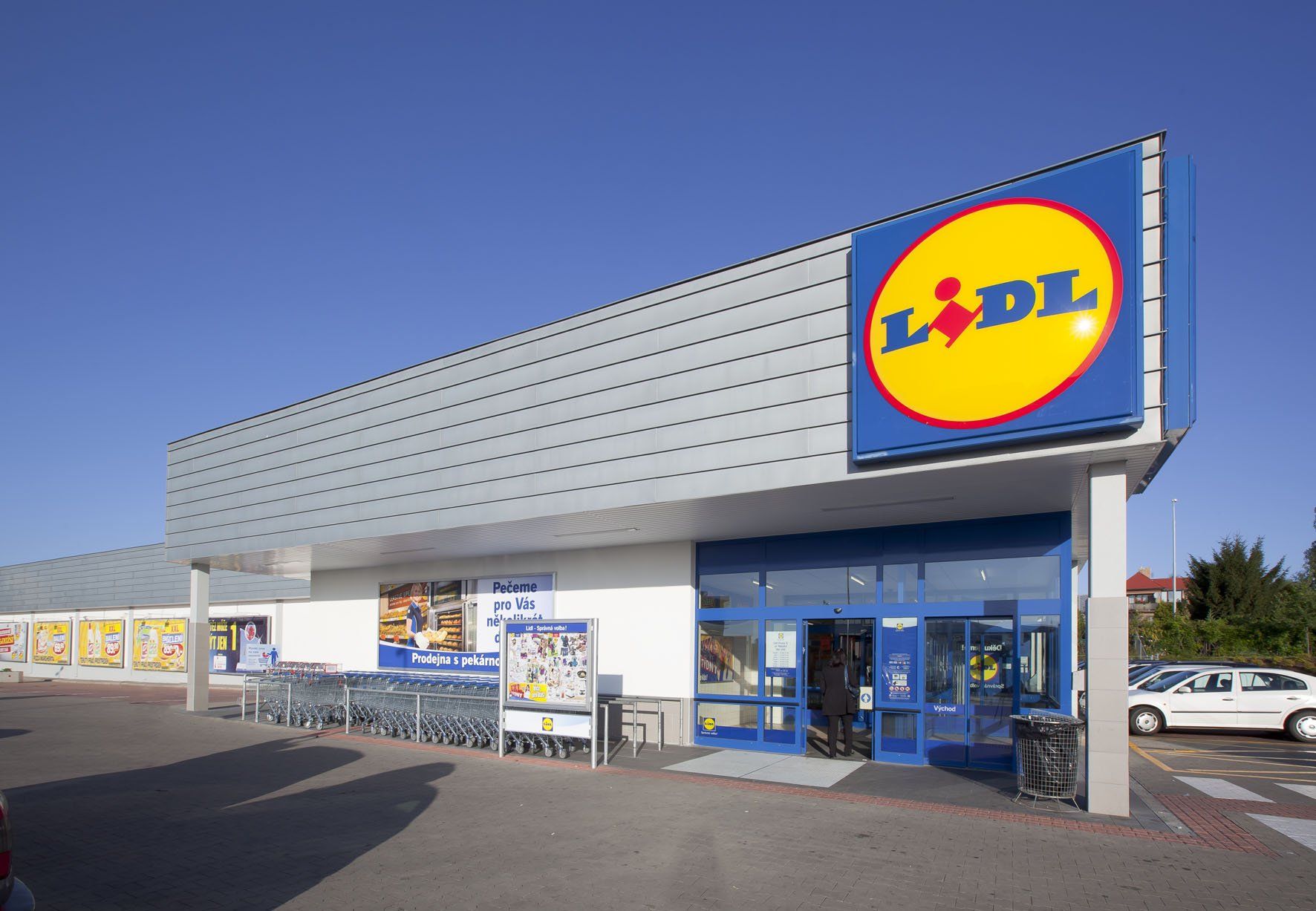 Lidl Is Building a Logistics Empire. Its Own Fleet and Cloud Instead of External Suppliers