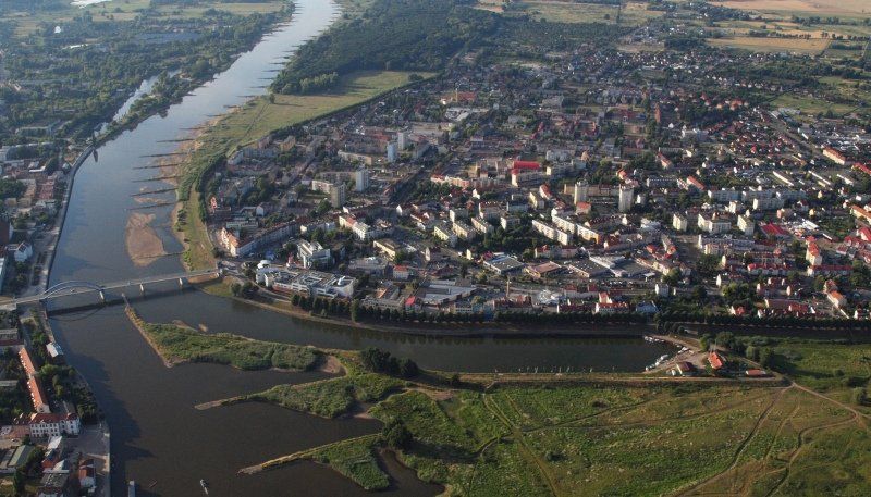 Słubice przekazują 300 tysięcy złotych Frankfurtowi nad Odrą na linię 983