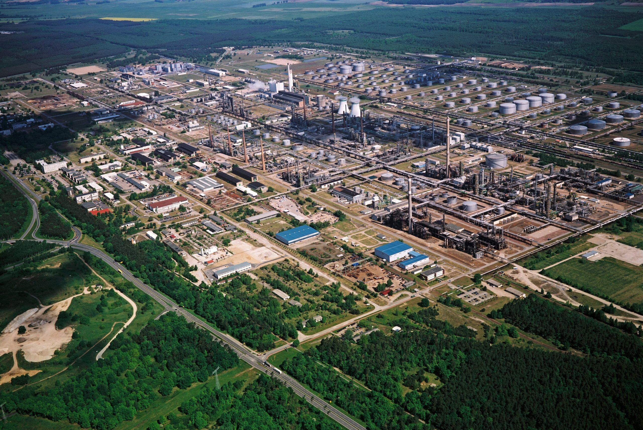 Tainted oil imported by Germany from Kazakhstan hits Poland's Naftoport